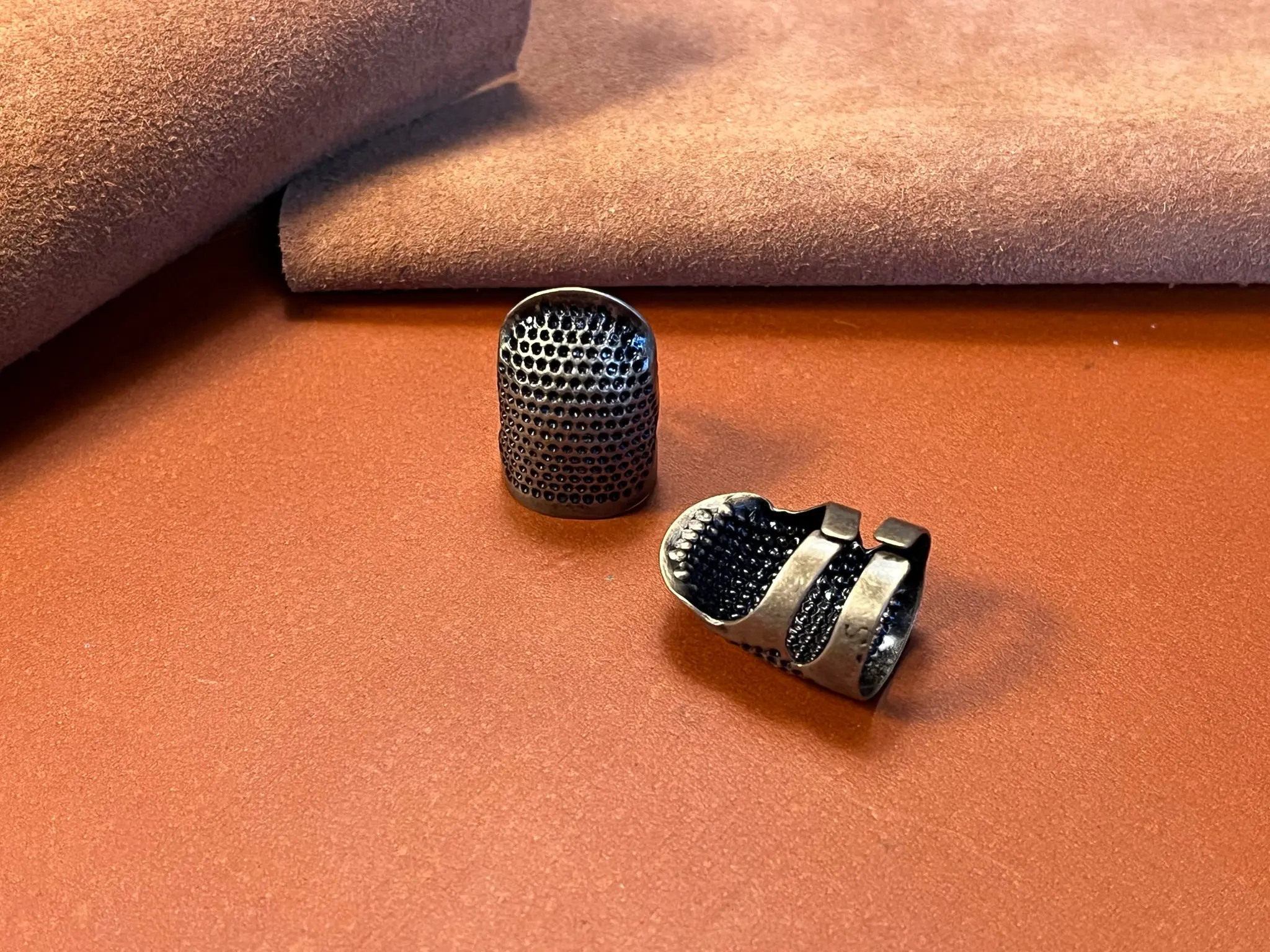 Verstellbarer Fingerhut