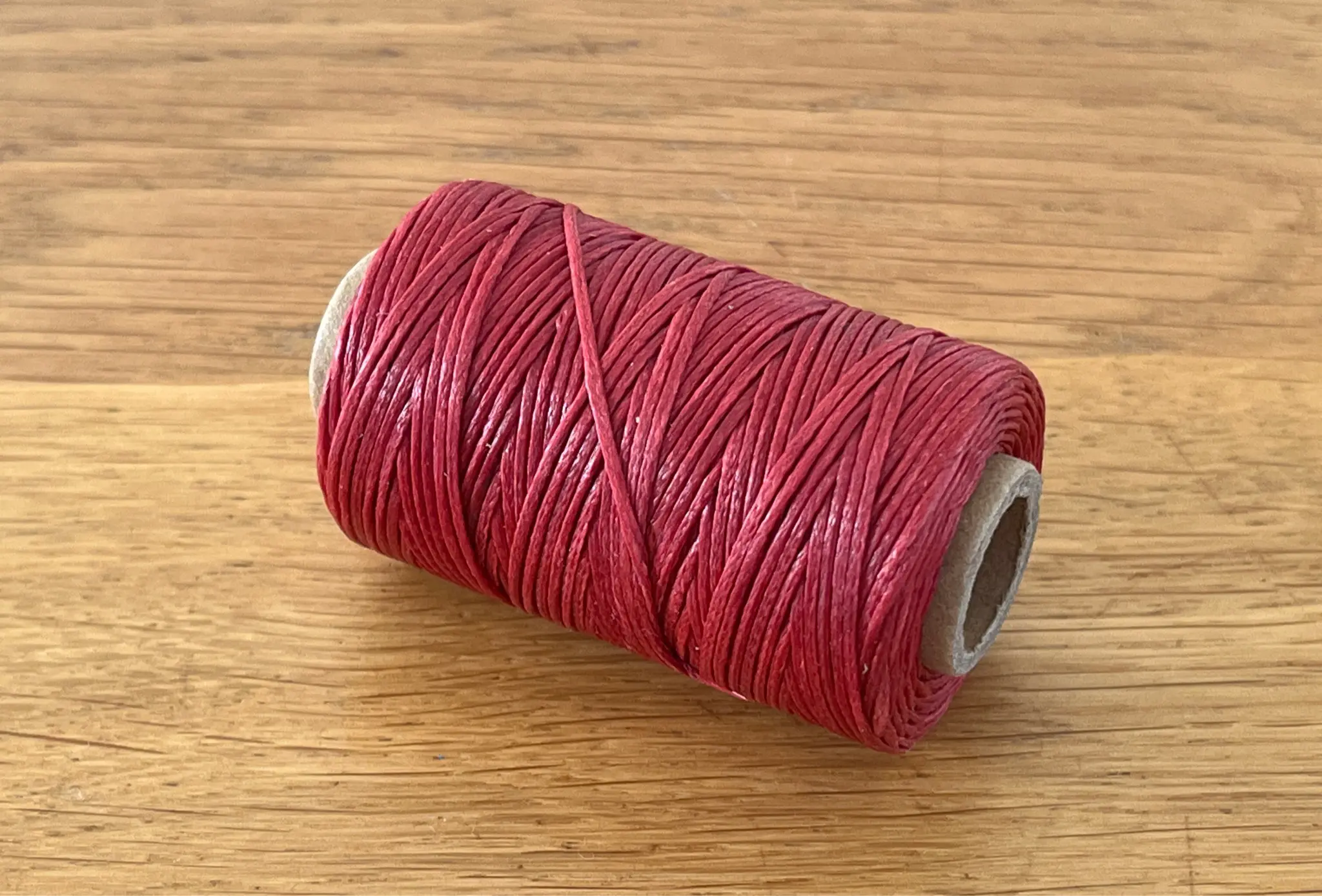 Gewachstes Garn Rot
