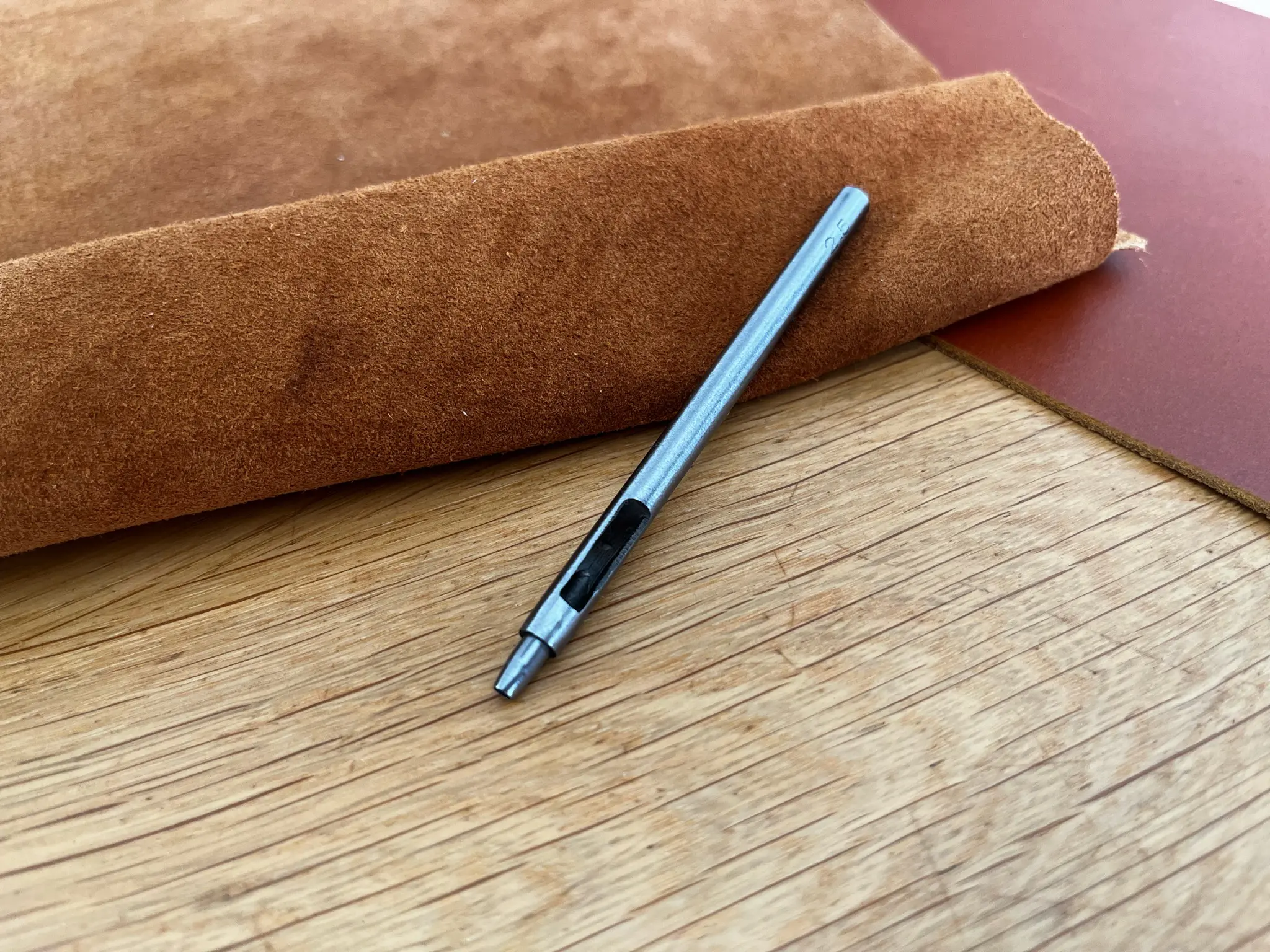 Locheisen, ø 2,5 mm.
